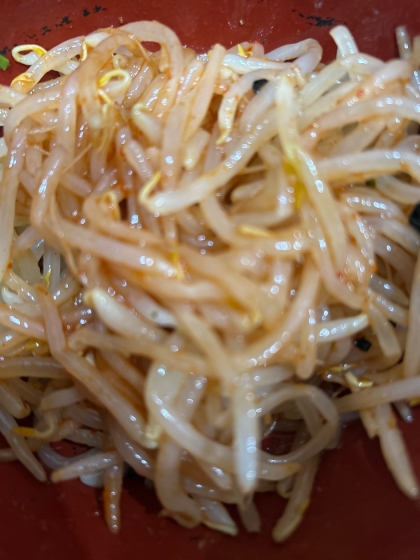 お吸い物の素を使って、超簡単もやしのナムル