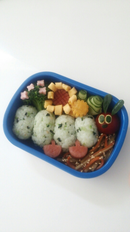 はらぺこあおむし キャラ弁 レシピ 作り方 By ゆぴー3377 楽天レシピ