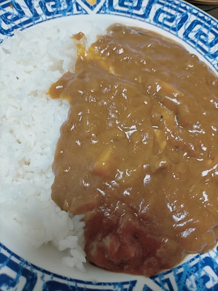 炊飯器で✧*牛すじカレー