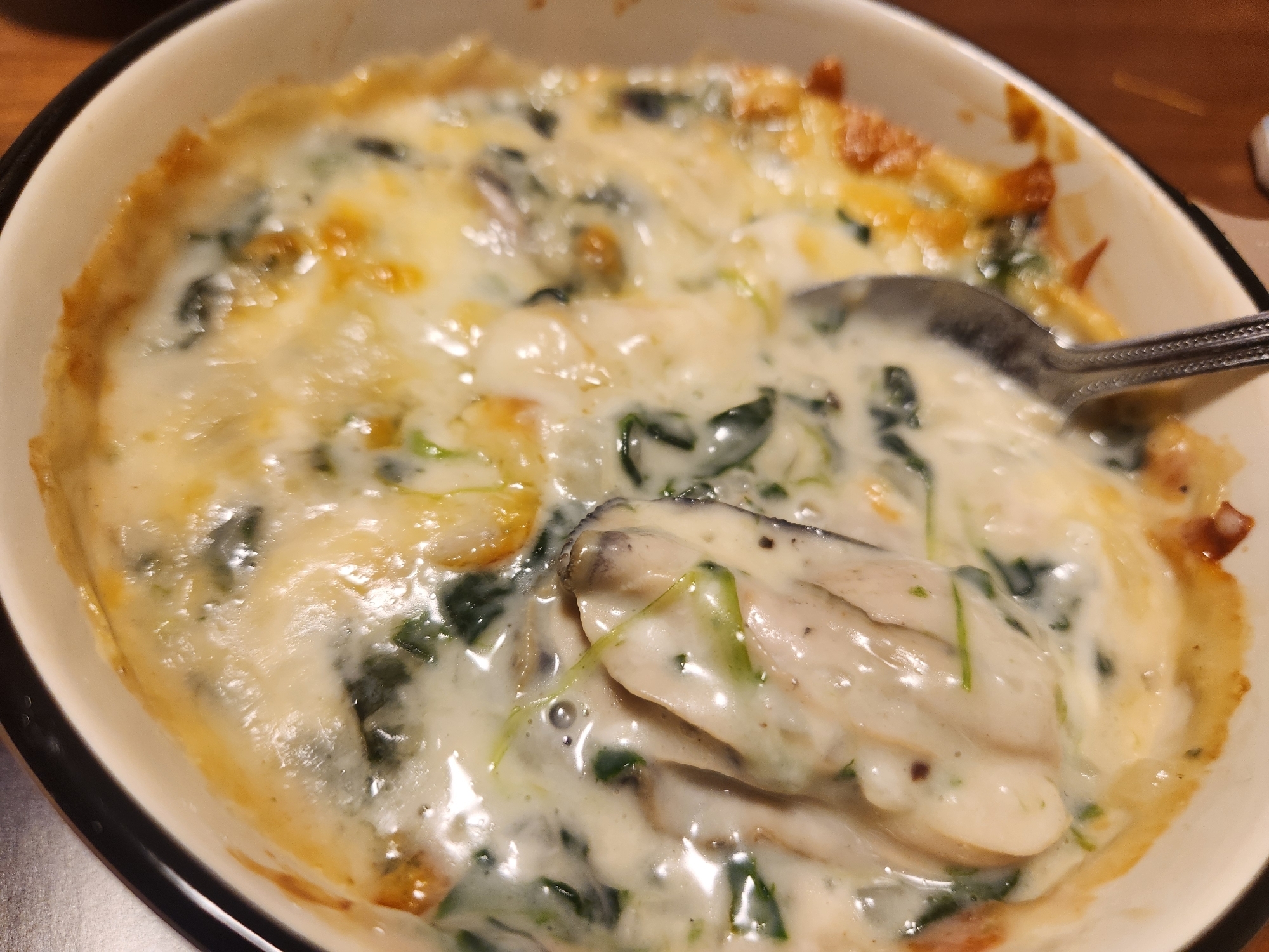 牡蠣とほうれん草のグラタン