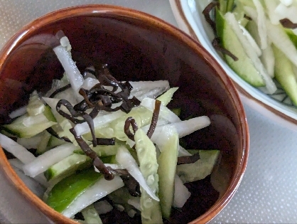 蜂蜜代用ですが、少し甘みも入り、塩昆布の旨味とでおいしかったです♪