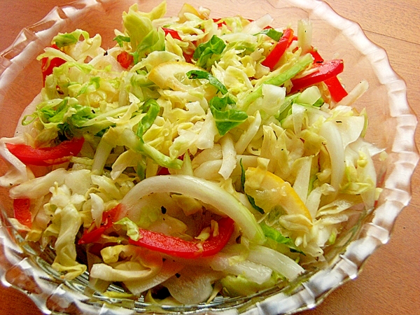 塩こしょう&レモン❤コールスロー♪(赤パプリカ他)