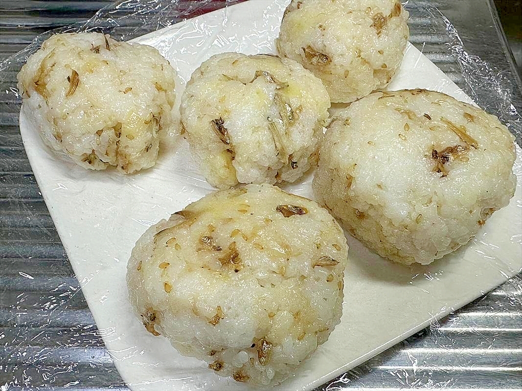 冷めてもちもち！創味とおじゃこにとろけチ混ぜ混ぜ玉