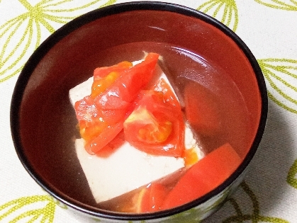 トマトの湯豆腐