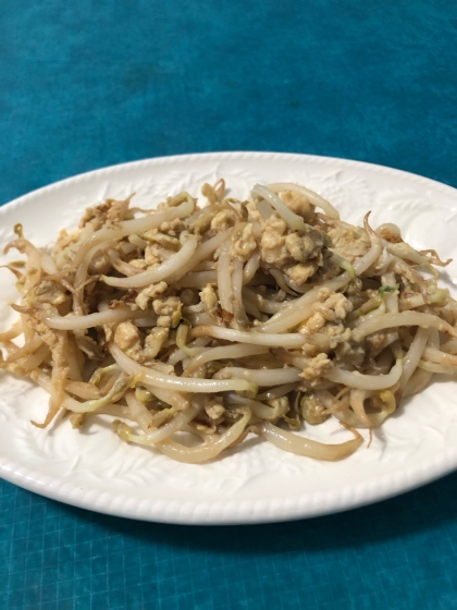 もやしと卵のオイスターソース炒め