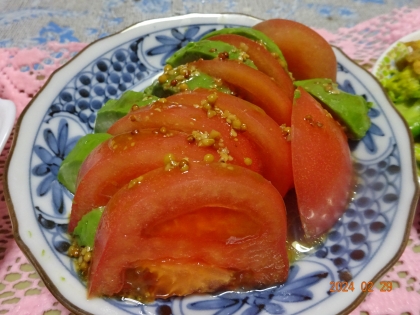 アボカドトマトサラダ