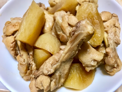 手羽元はとってもやわらかくて、大根にも味が染みてすごく美味しかったです♪主人もモリモリ食べていました^^