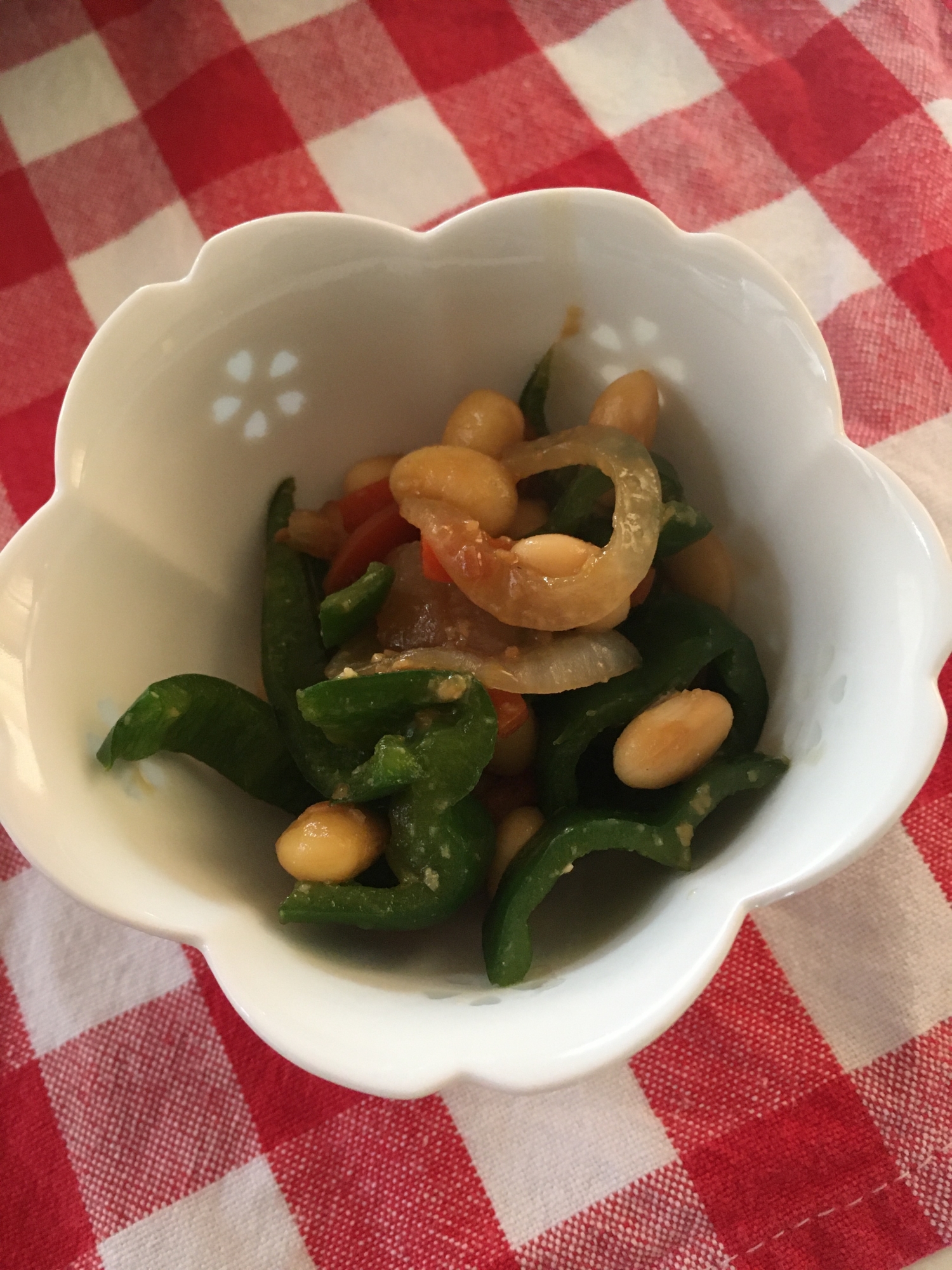 茹で大豆と野菜の味噌炒め