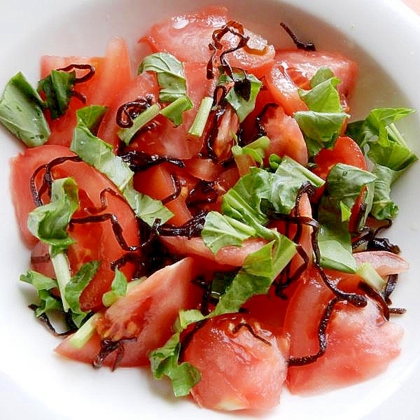 ５分！？おつまみにも❤トマト&塩昆布の和え物♪