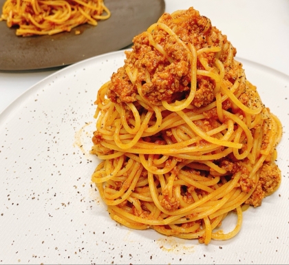 野菜はにんじんと玉ねぎだけ！！！濃厚ミートソース