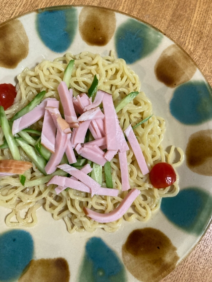 パセリたっぷりラーメンサラダ