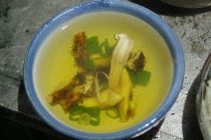 松茸のお吸い物 レシピ 作り方 By 和土 楽天レシピ 松茸のお吸い物 レシピ 作り方 By 和土 楽天レシピ