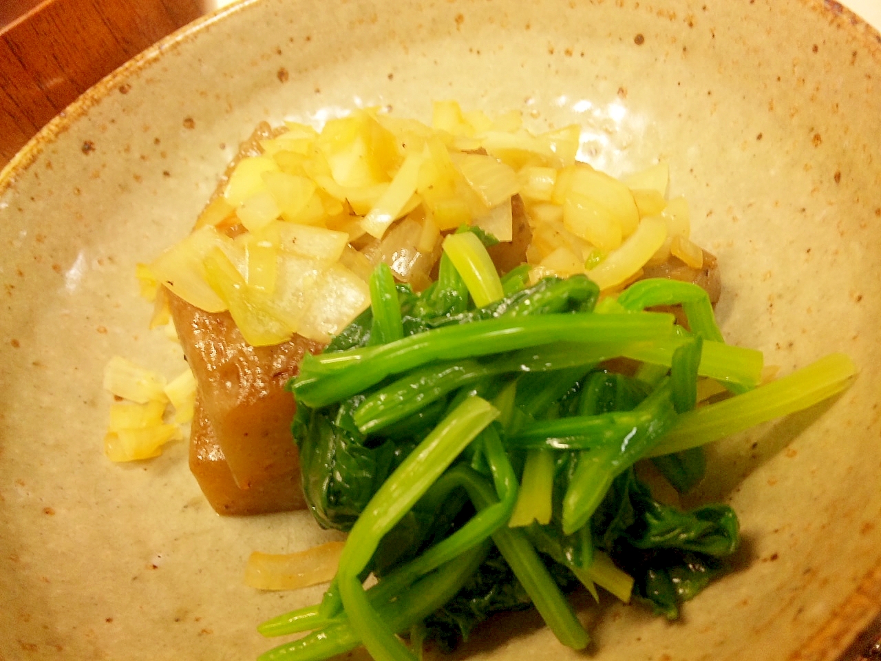 蒟蒻とほうれん草、らっきょうの煮物