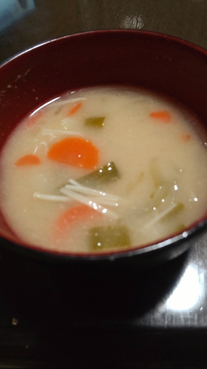 ✿⁠人参えのきズッキーニ味噌汁