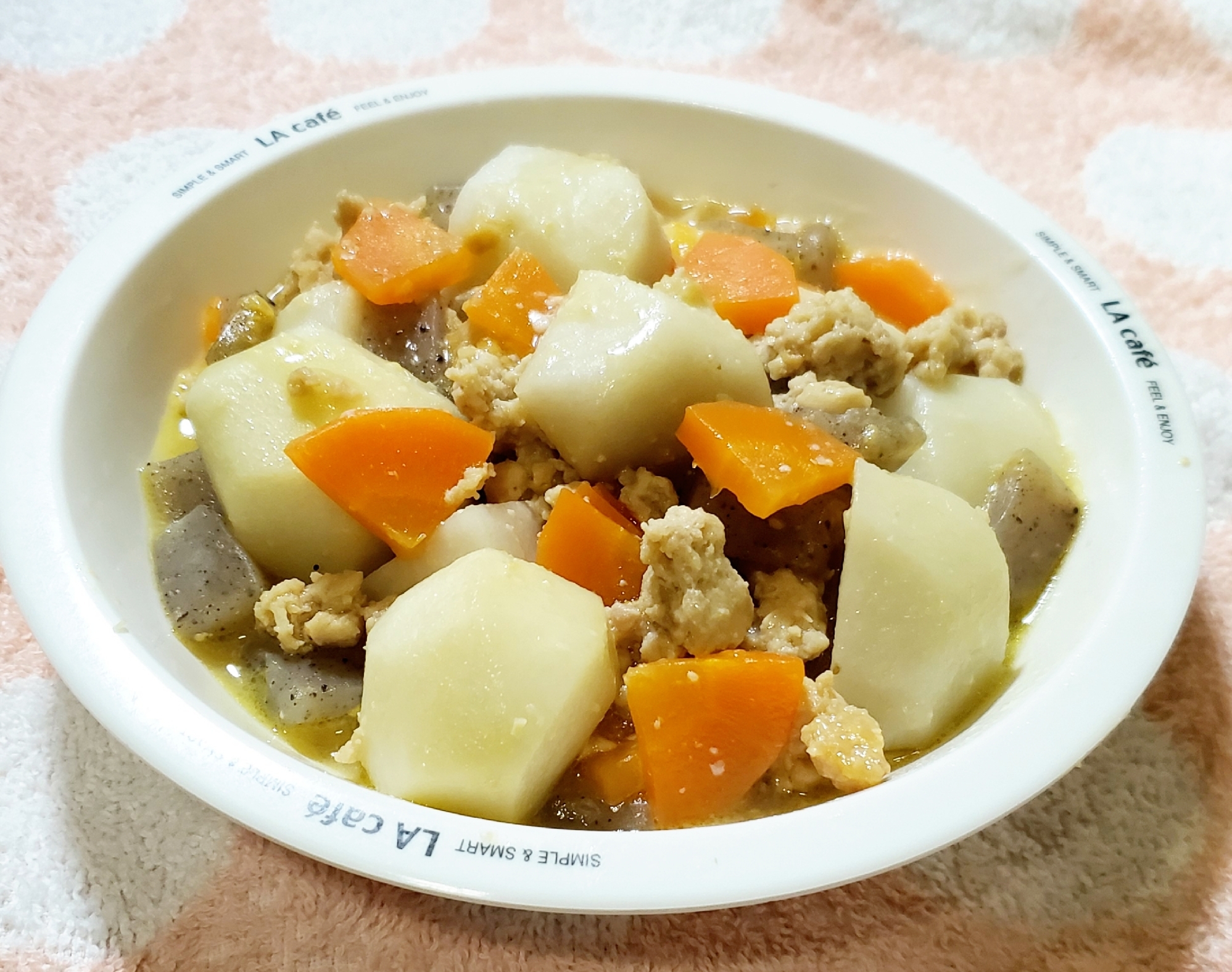 里芋の味噌そぼろ煮