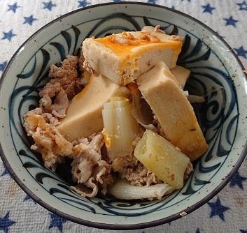 高野豆腐と豚肉玉の炊いたん