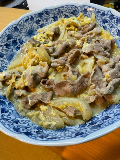 丼はご飯食べ過ぎるからおかずに(^ ^)みりん半量エリスリトール代用、甘党家族が『美味しい！』ってパクパク☆豚肉旨旨美味レシピありがとうございます(´∀｀*)