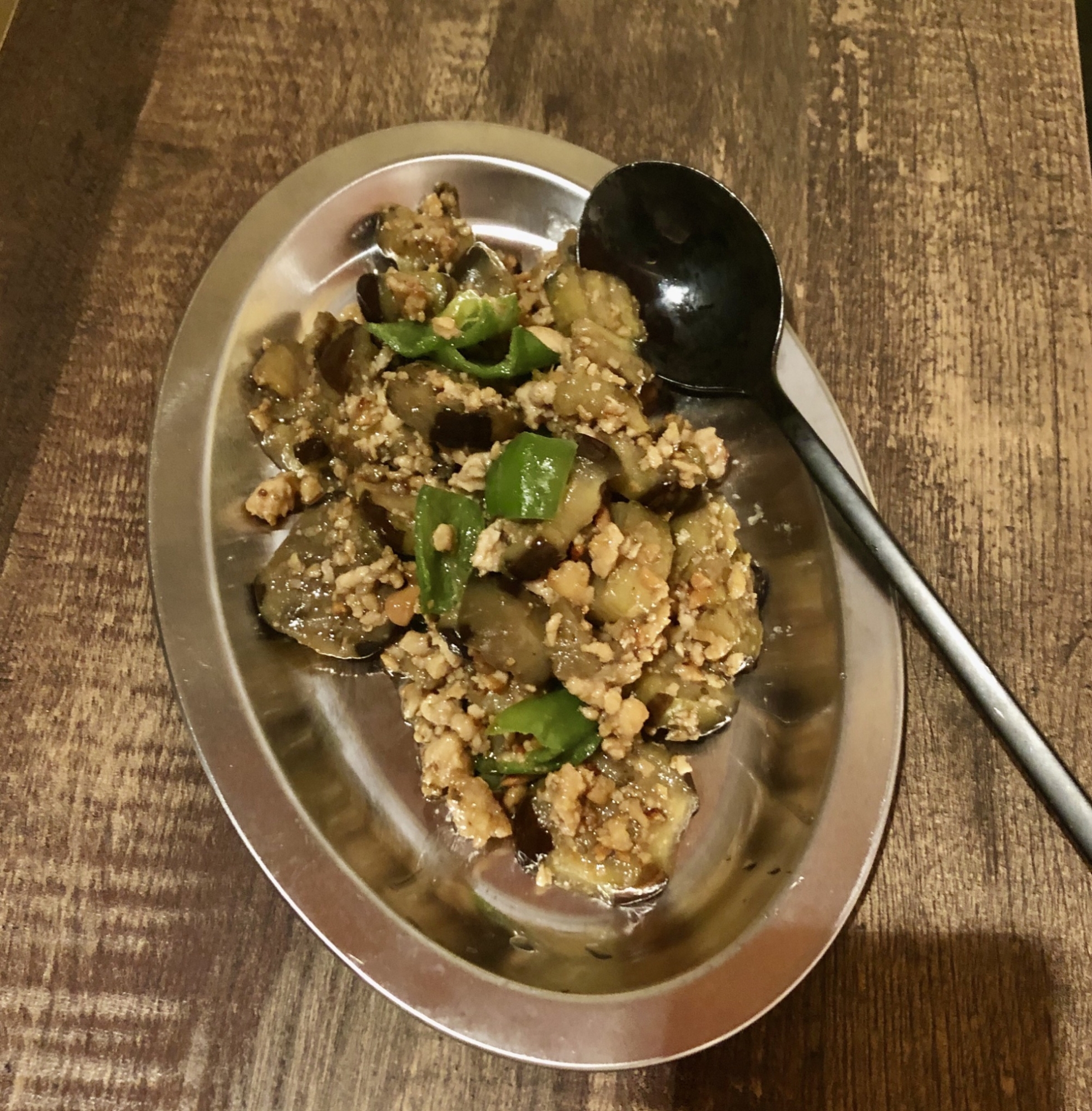 タイ人シェフから教わった^ - ^茄子炒め♪