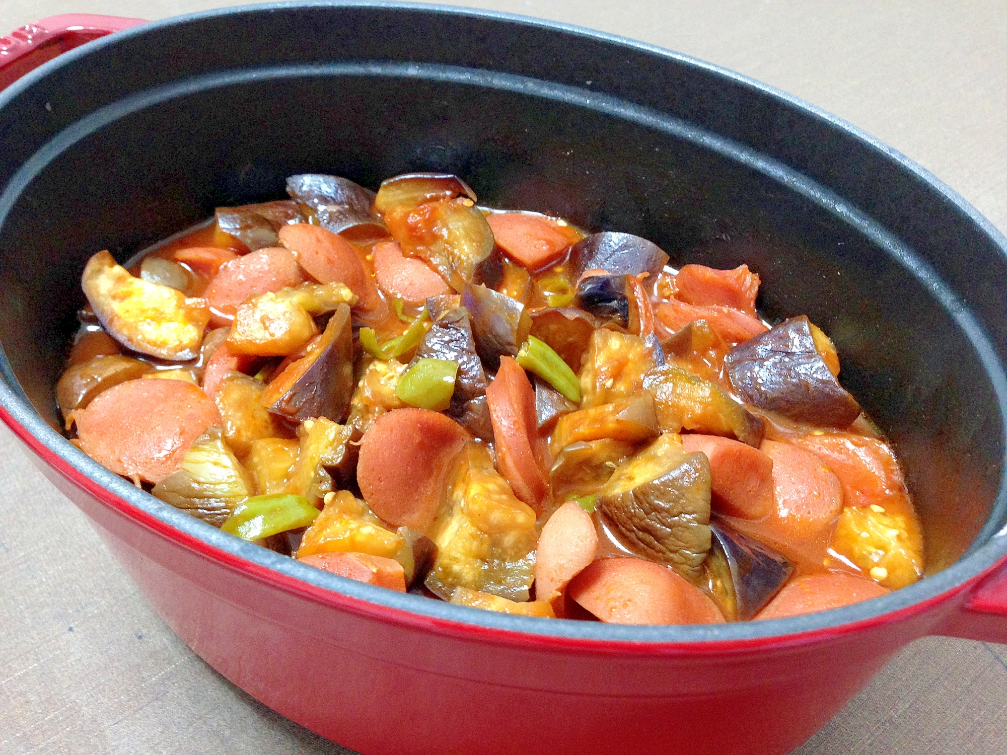 ストウブで ウインナーとなすのケチャップ煮 レシピ 作り方 By うーころちゃん 楽天レシピ