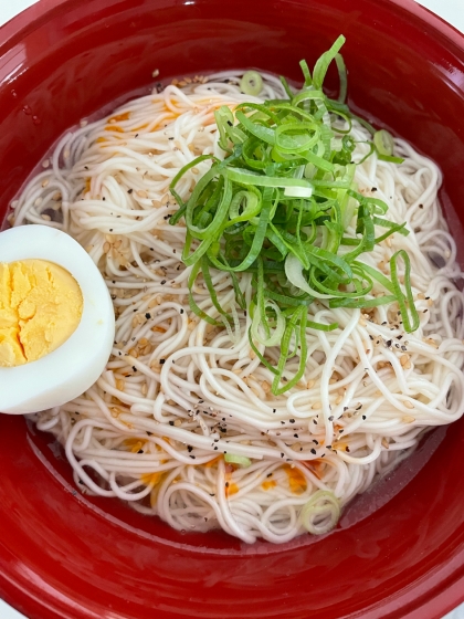 塩味にピリッとした辛味もあるそうめんつゆがとても美味しかったです。
家族にも好評でした！