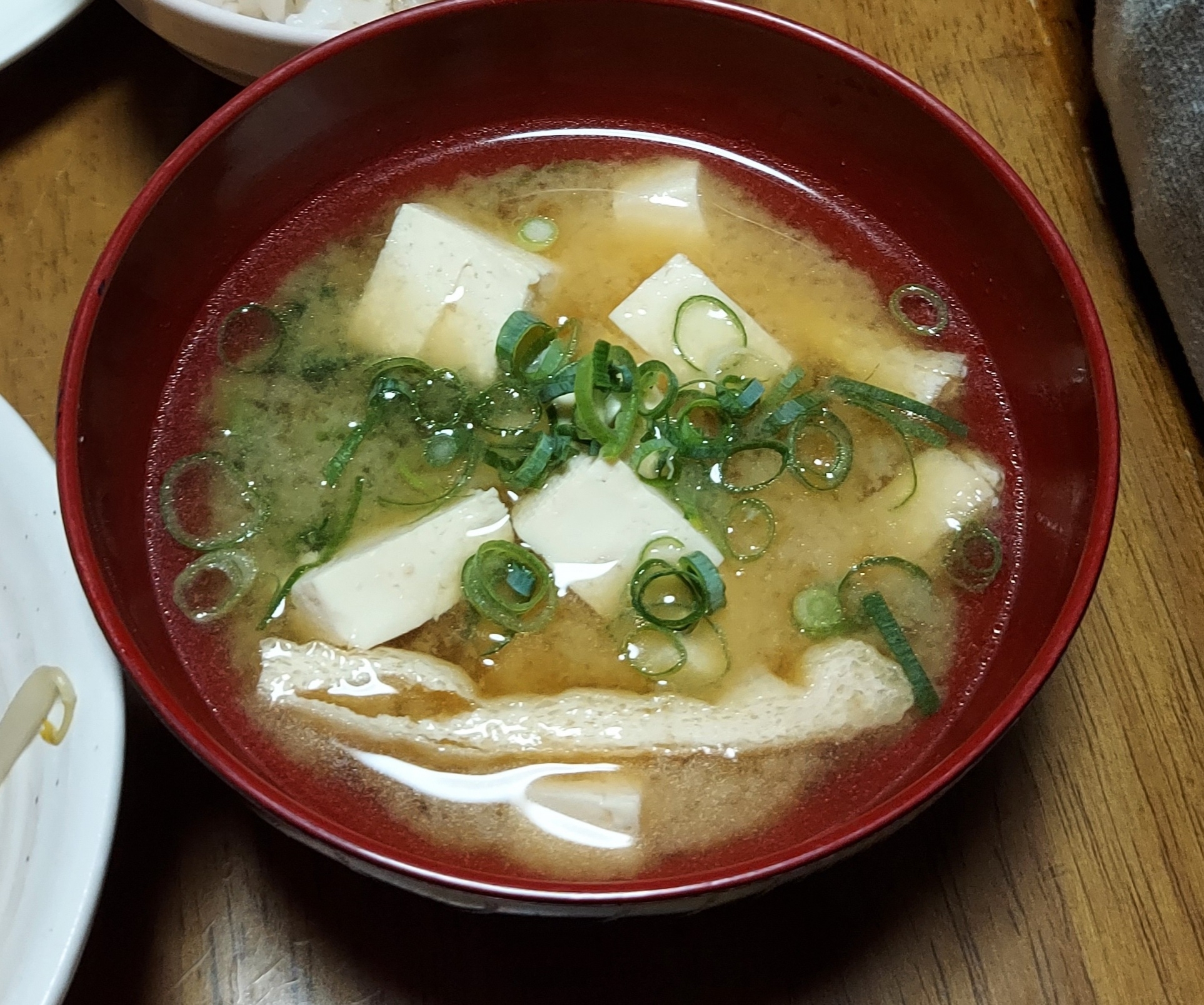 豆腐とかぶの味噌汁