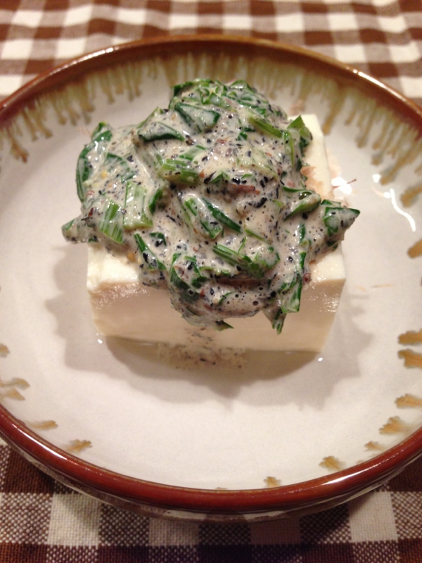 豆腐に合う!春菊の胡麻ドレ冷奴☆