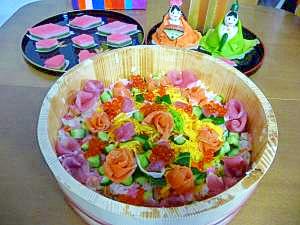 ひなまつりに バラがいっぱい ちらし寿司 レシピ 作り方 By ちゃっく8644 楽天レシピ