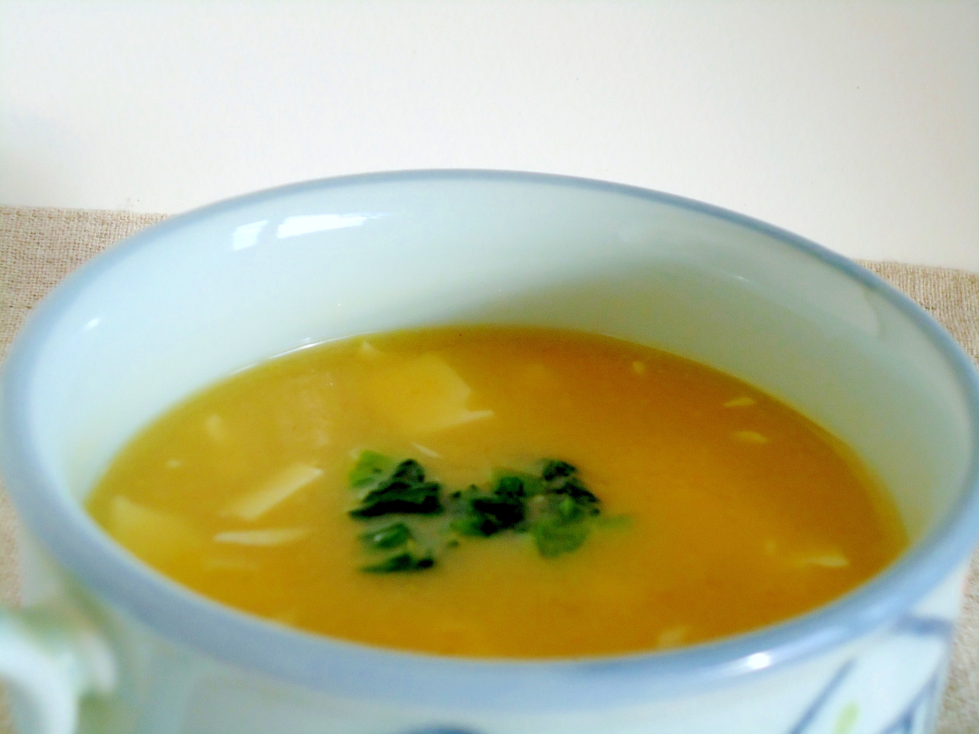 絹ごし豆腐とコーンクリームの中華スープ
