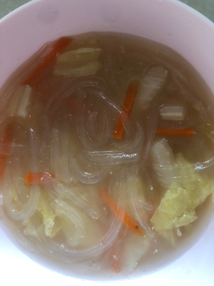白菜とにんじんの春雨スープ
