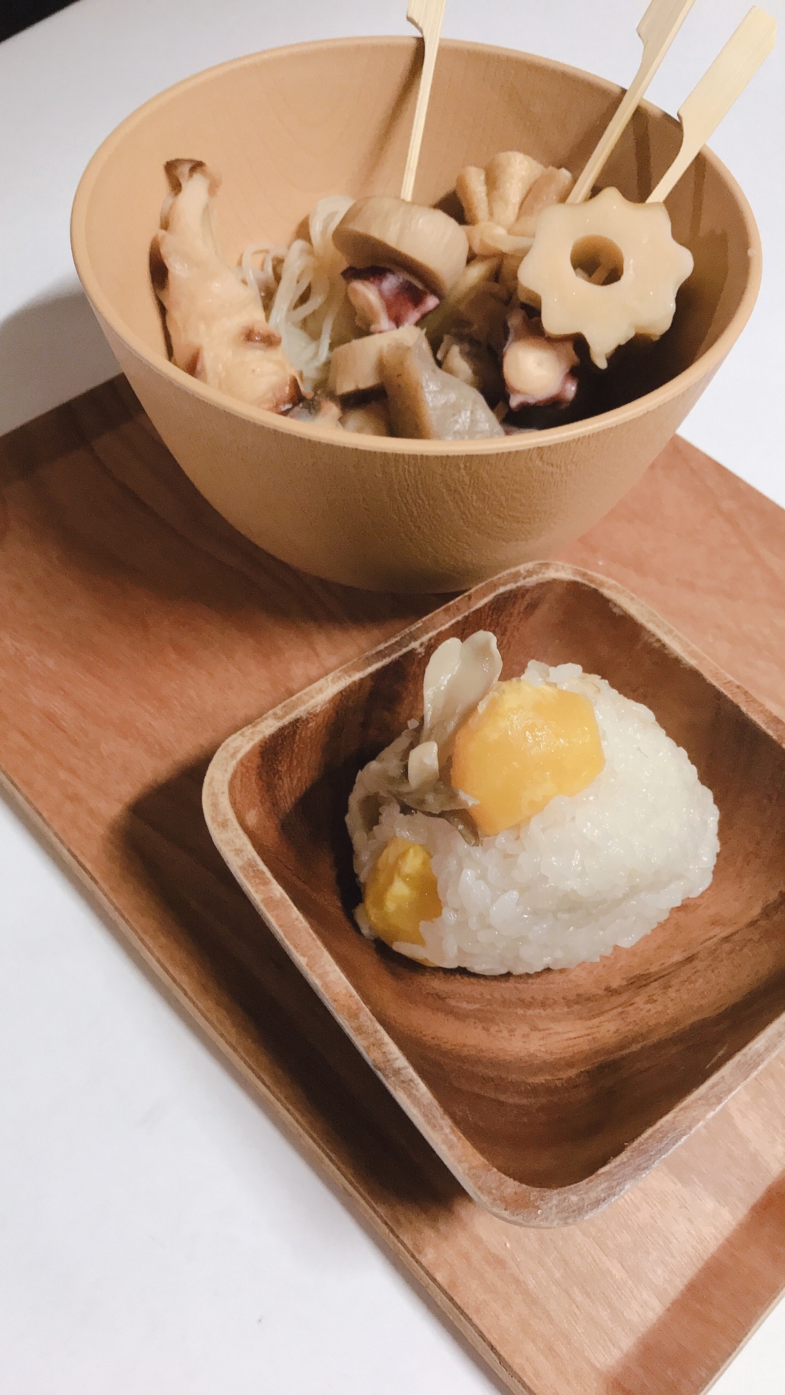 乗せて炊くだけの美味しい秋♡栗＆舞茸のおにぎり