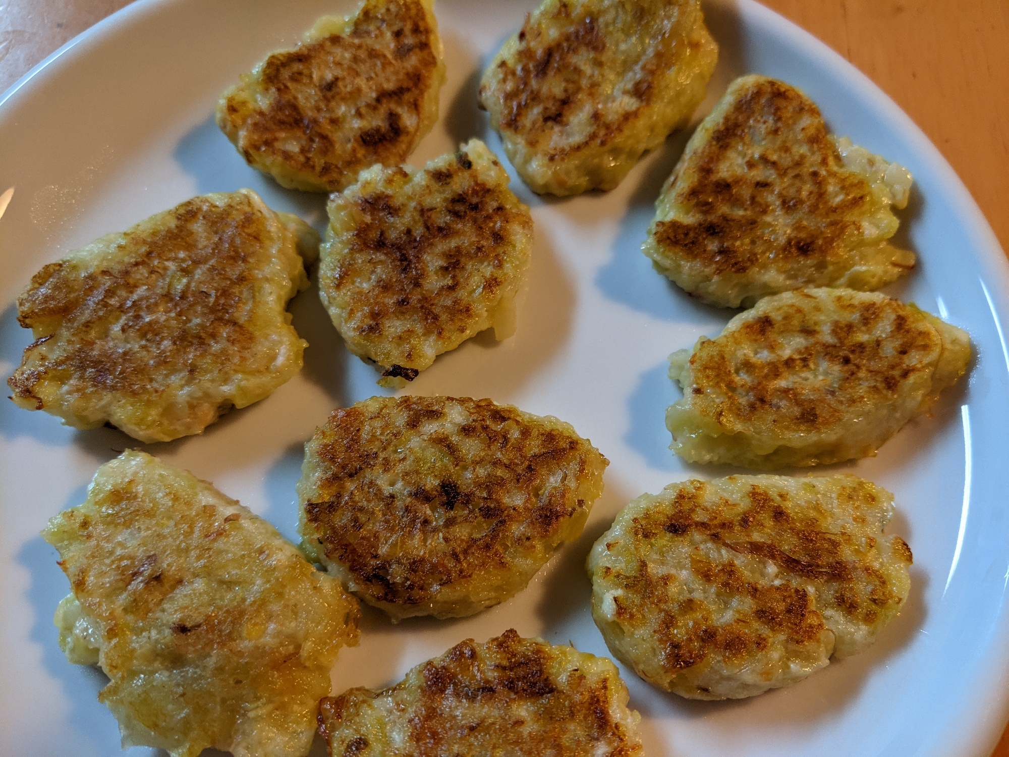 お好み焼き風のキャベツおやき☆離乳食後期〜