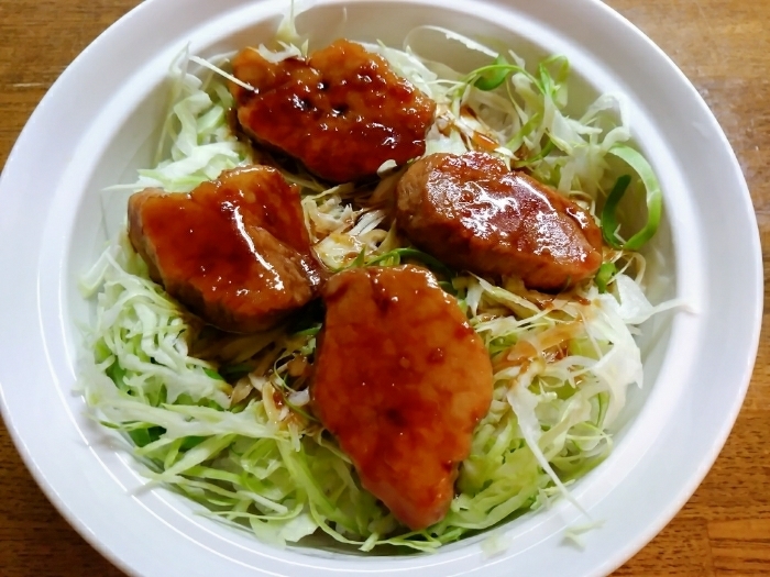 豚ひれ肉のかば焼き丼