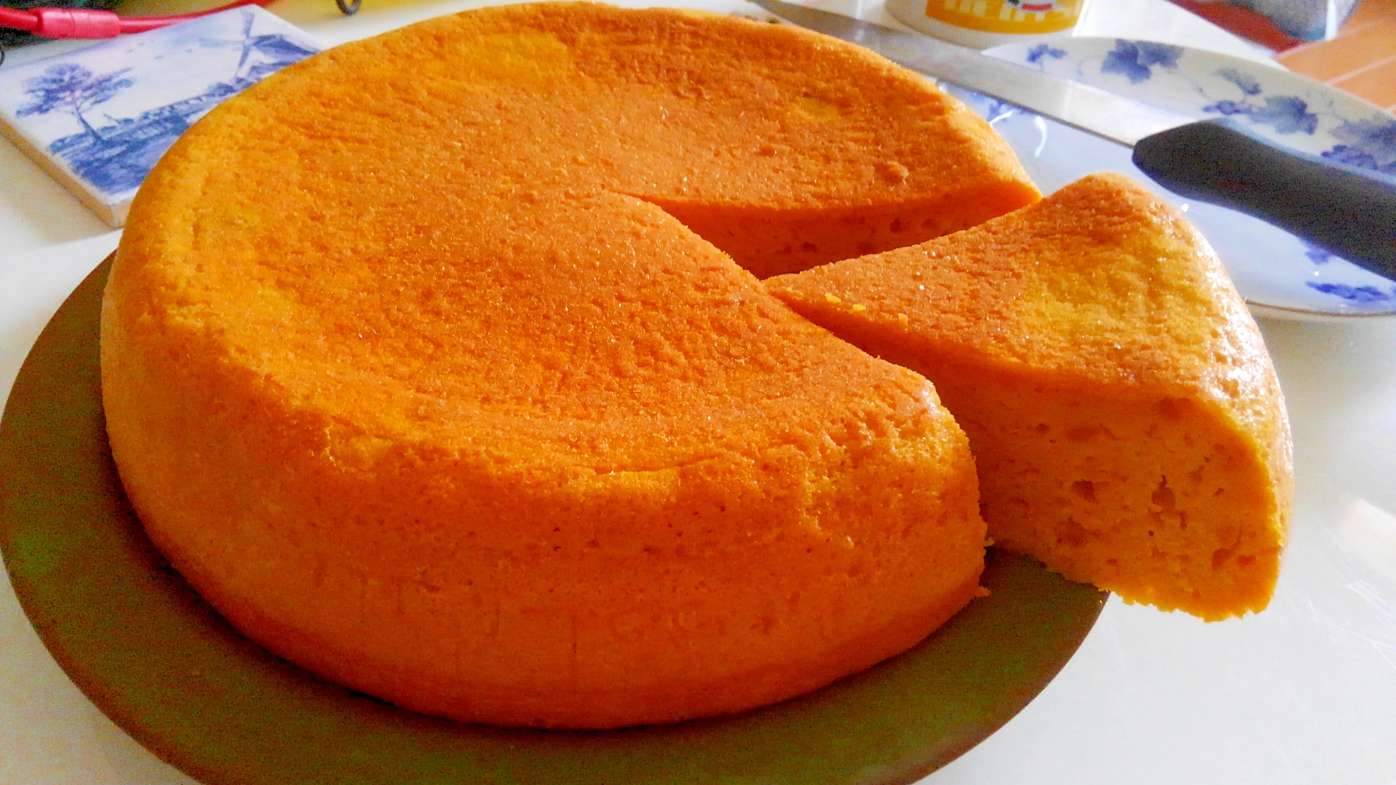 炊飯器で焼ける、かぼちゃとニンジンのケーキ