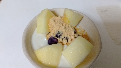 フルーツきな粉ヨーグルト
