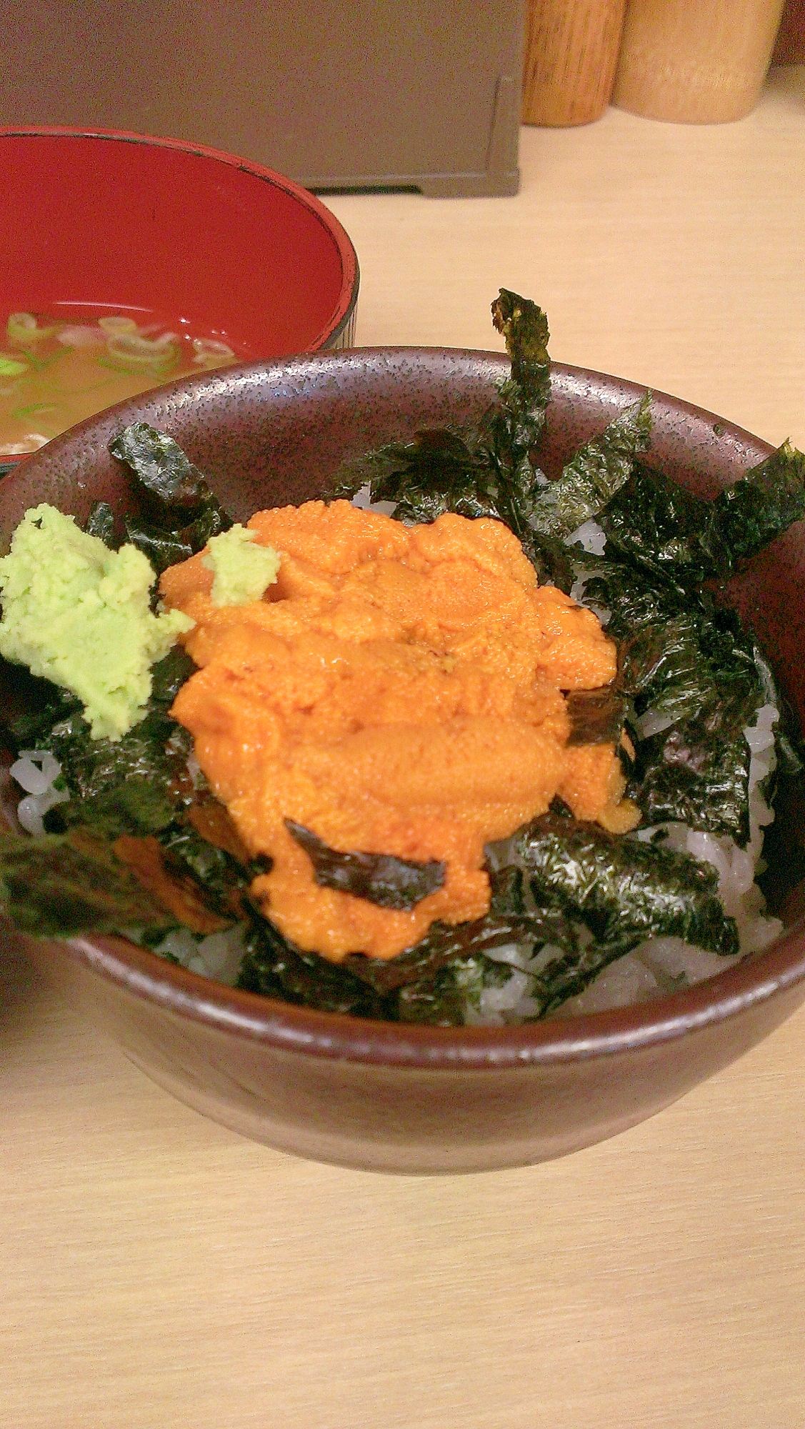 ごはんに秘密あり！ウニ丼