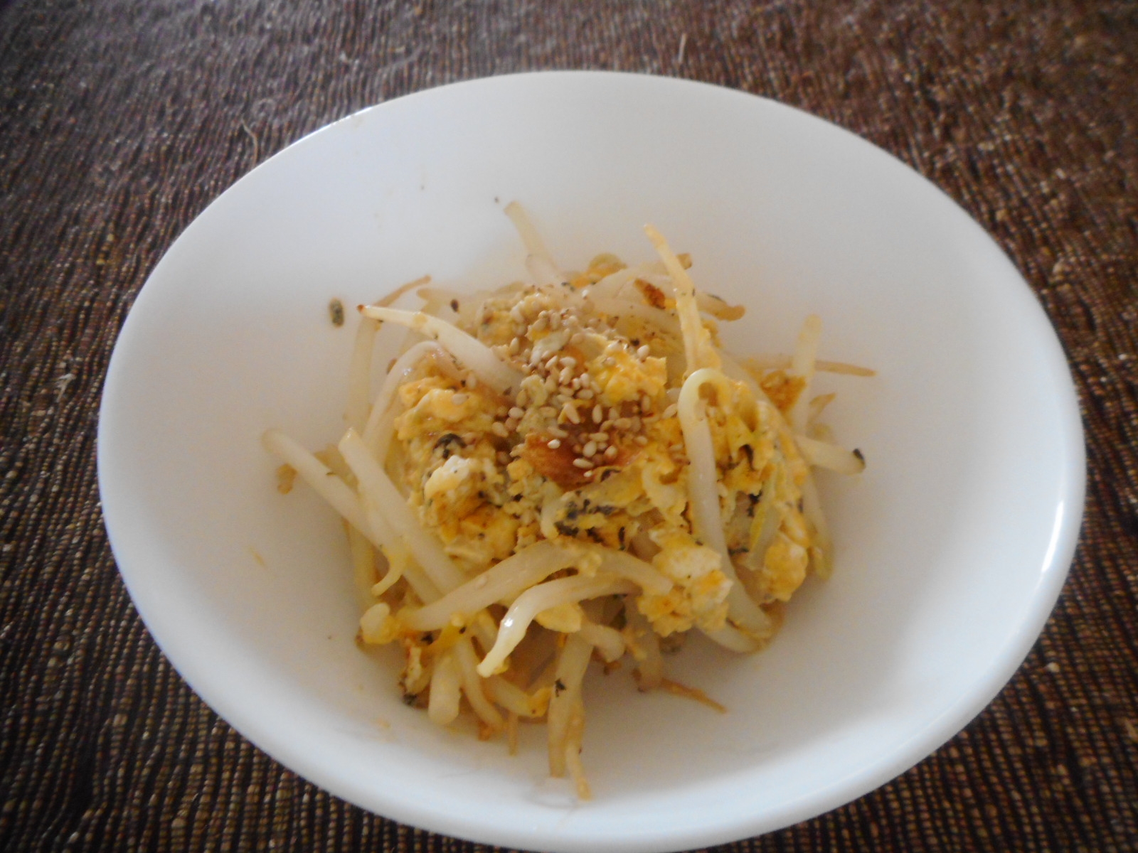 もやしと卵のアミエビ炒め レシピ 作り方 By Mococo05 楽天レシピ