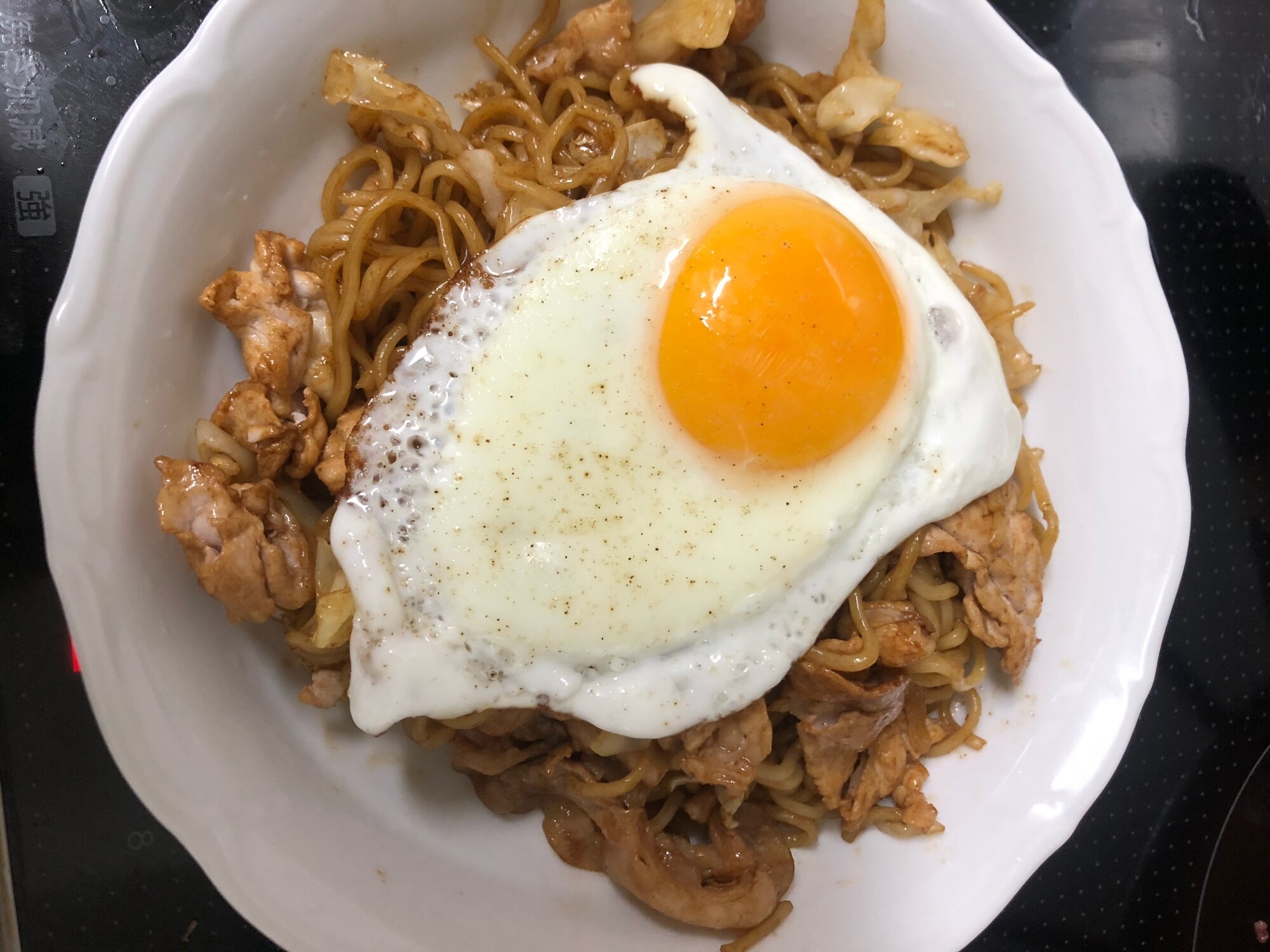 簡単☆目玉焼きのせ焼きそば レシピ・作り方 by ぴょん30 - 楽天レシピ