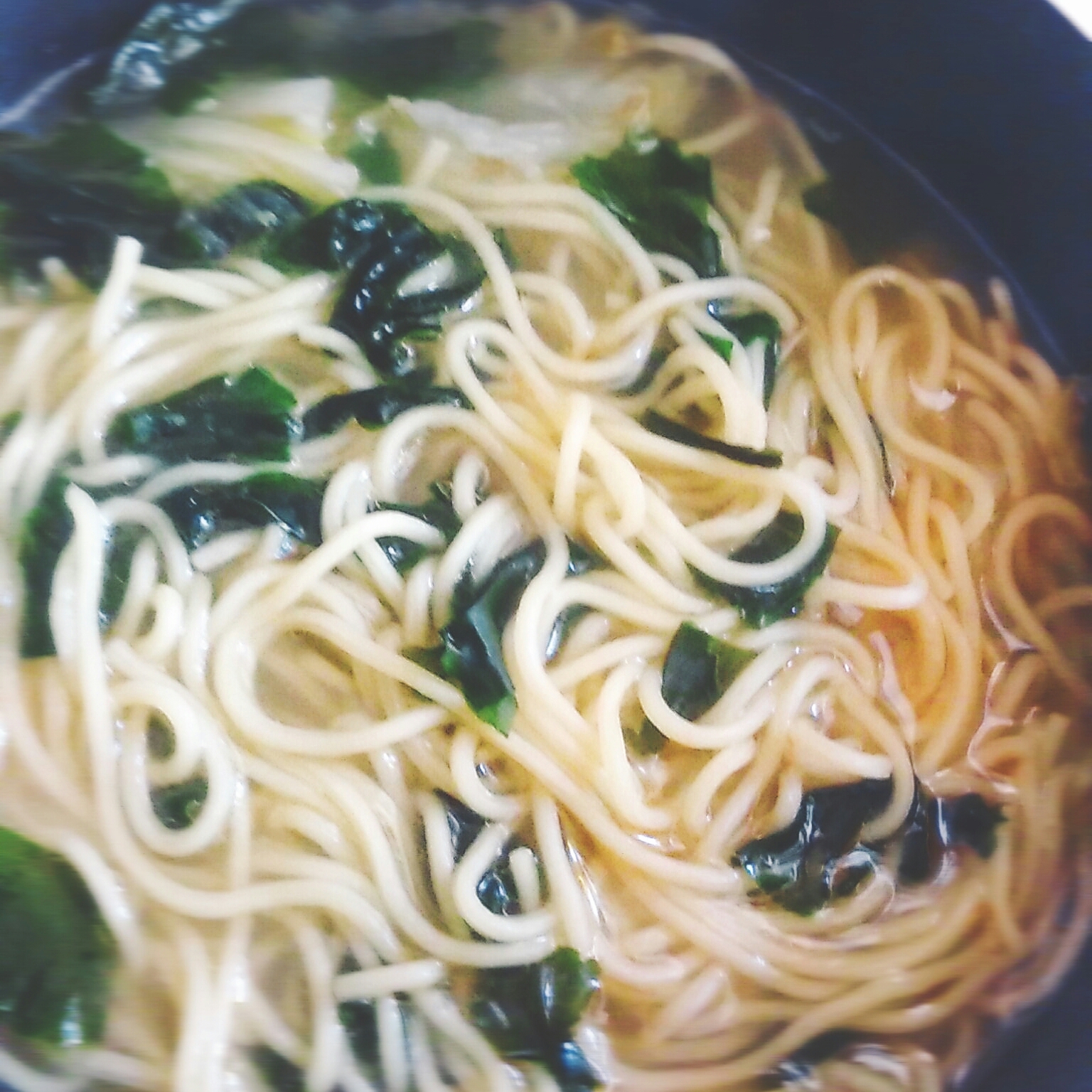 白菜わかめの塩ラーメン