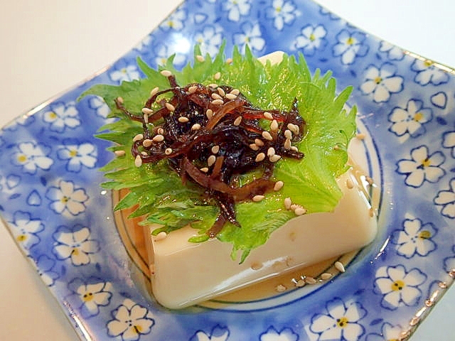 麺つゆで　大葉と昆布佃煮の卵豆腐