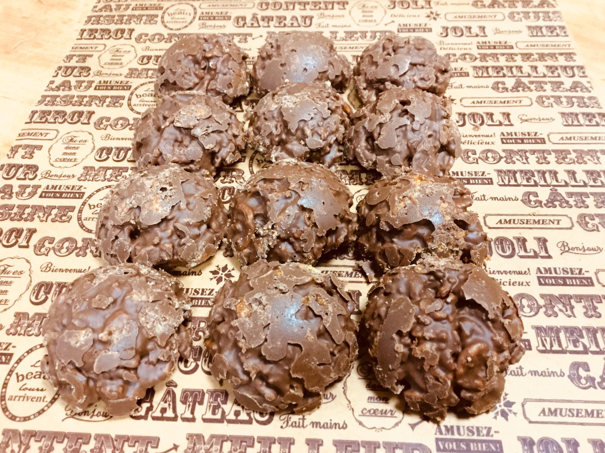 チョコクランチ ディズニー風 レシピ 作り方 By みうママ 楽天レシピ チョコクランチ ディズニー風 レシピ 作り方 By みうママ 楽天レシピ