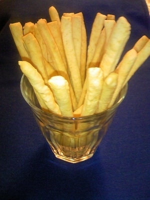 歯ごたえカリカリ ガーリックプレッツェル レシピ 作り方 By きょうちゃん4649 楽天レシピ