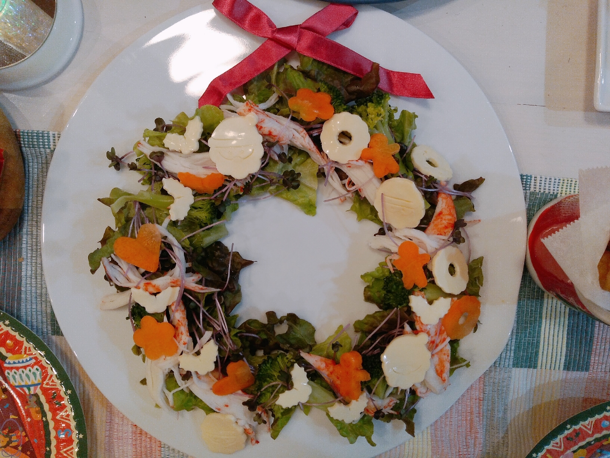クリスマスに パーティーに 可愛いリースサラダ レシピ 作り方 By Na Maママ 楽天レシピ クリスマスに パーティーに 可愛いリースサラダ レシピ 作り方 By Na Maママ 楽天レシピ