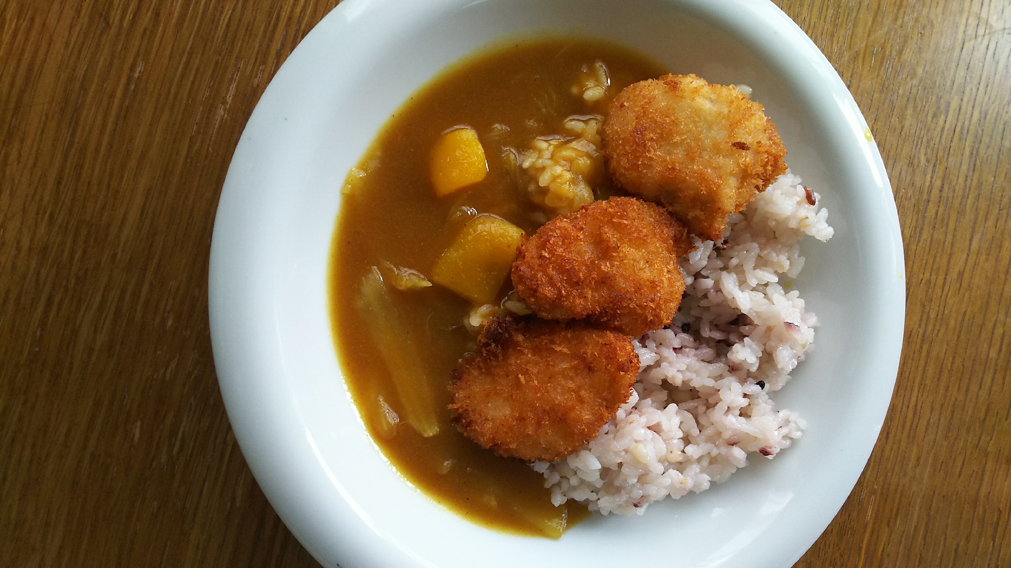 かぼちゃと玉ねぎのチキンカツカレー