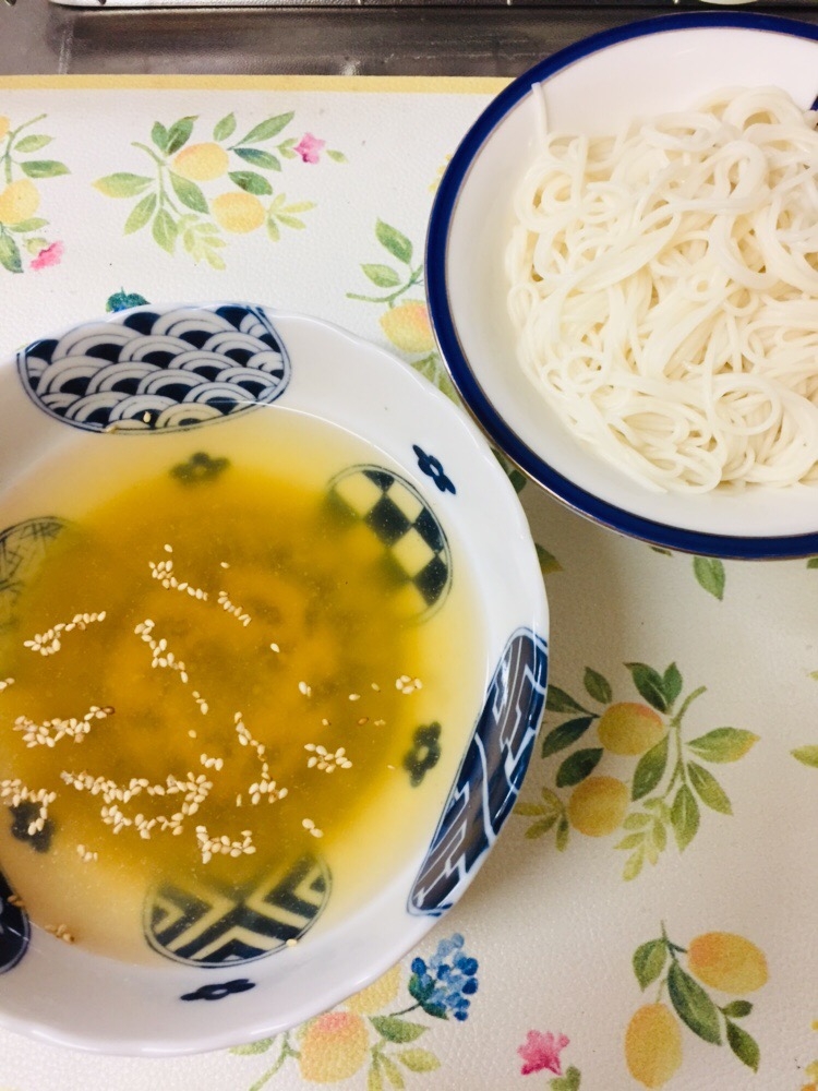 さっぱりつゆで食べるそうめん