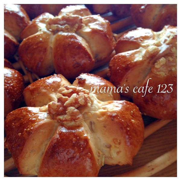 ふっくら艶ツヤ くるみパン レシピ 作り方 By Mama S Cafe 123 楽天レシピ ふっくら艶ツヤ くるみパン レシピ 作り方 By Mama S Cafe 123 楽天レシピ