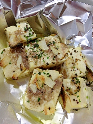 豆腐とアンチョビのオイル焼き