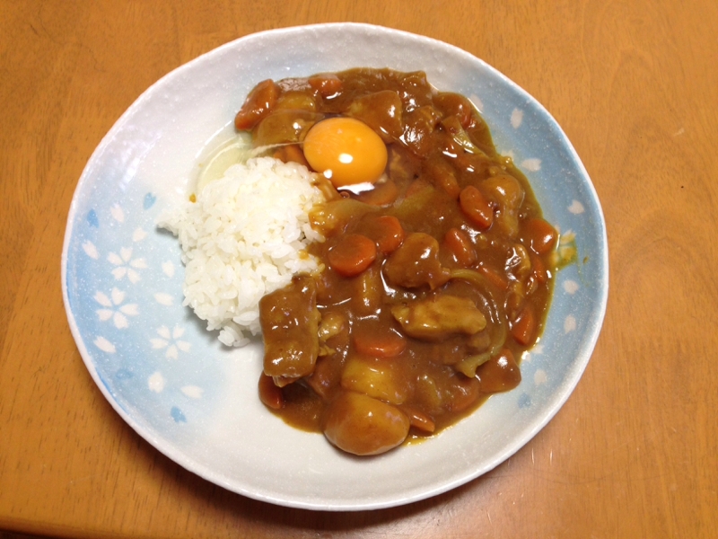 暑い夏に！生卵のスタミナカレー