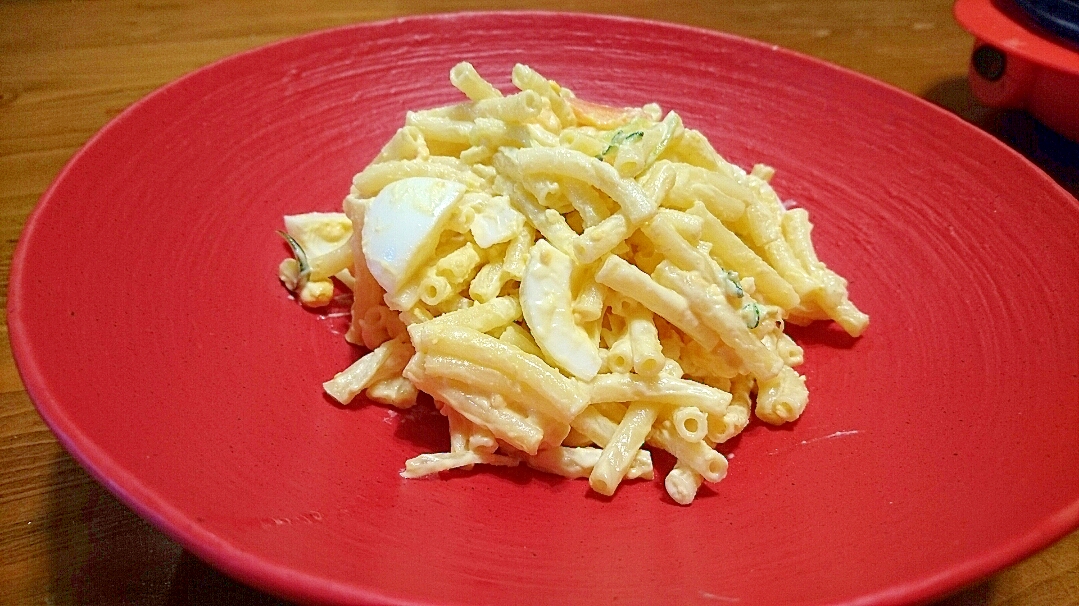 マカロニサラダ