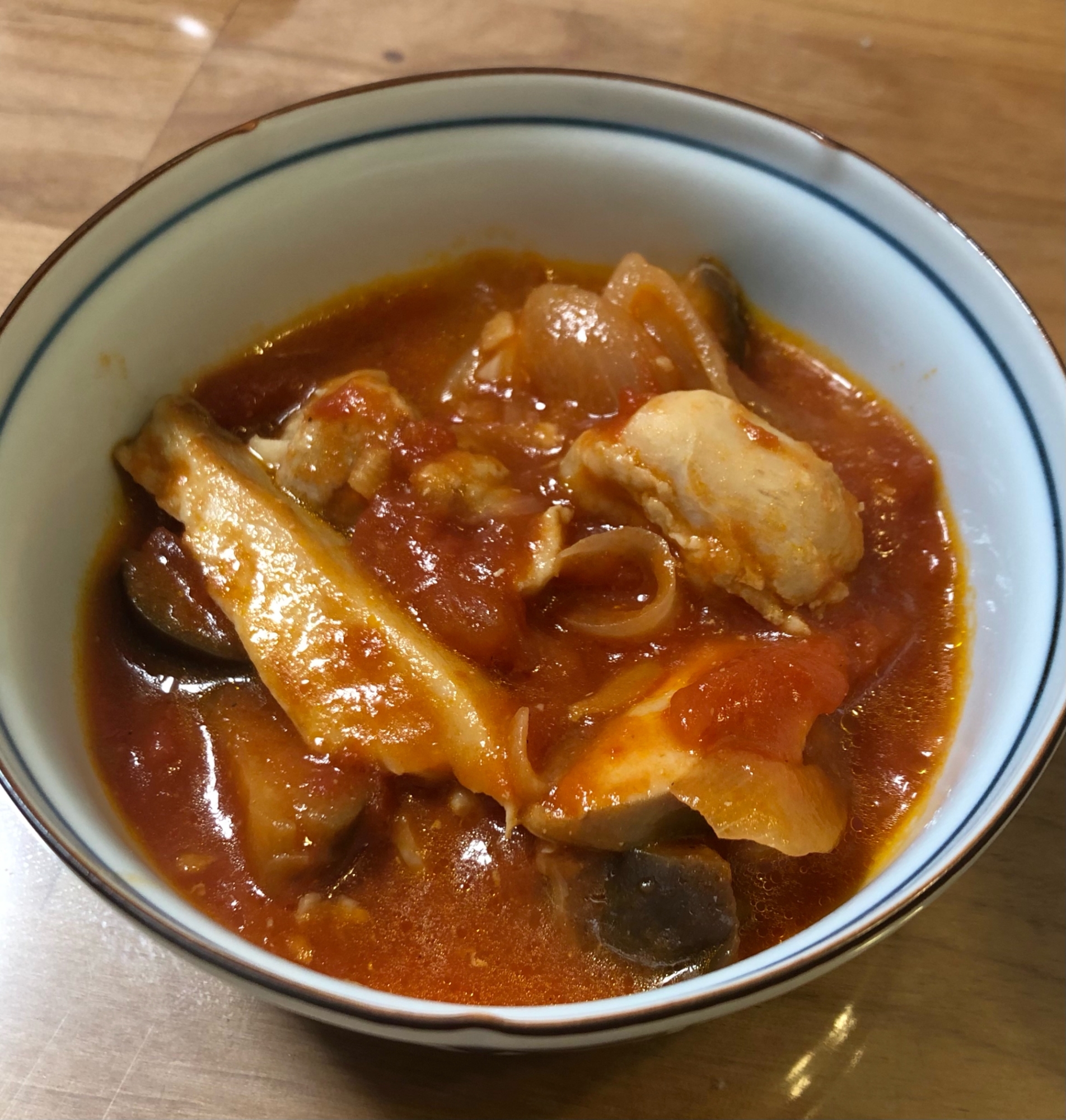 鶏肉とナスのトマト煮込み