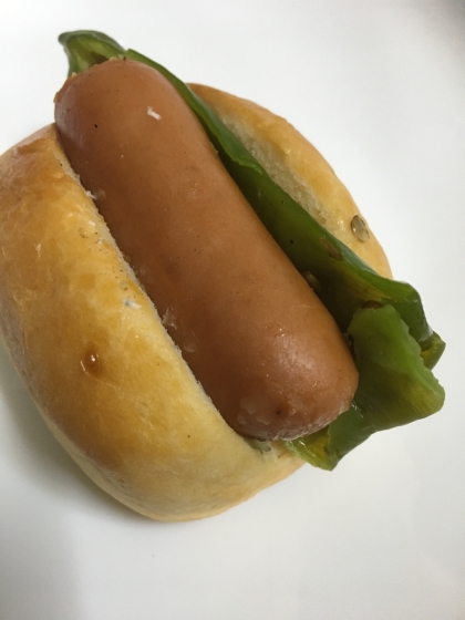 バター染み込むホットドッグ